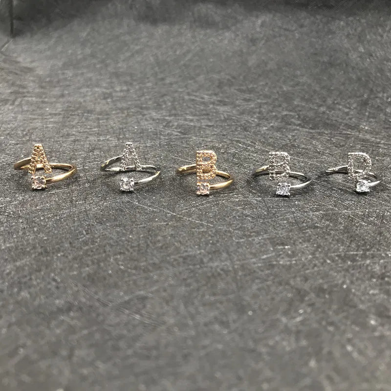 Gloria Initial